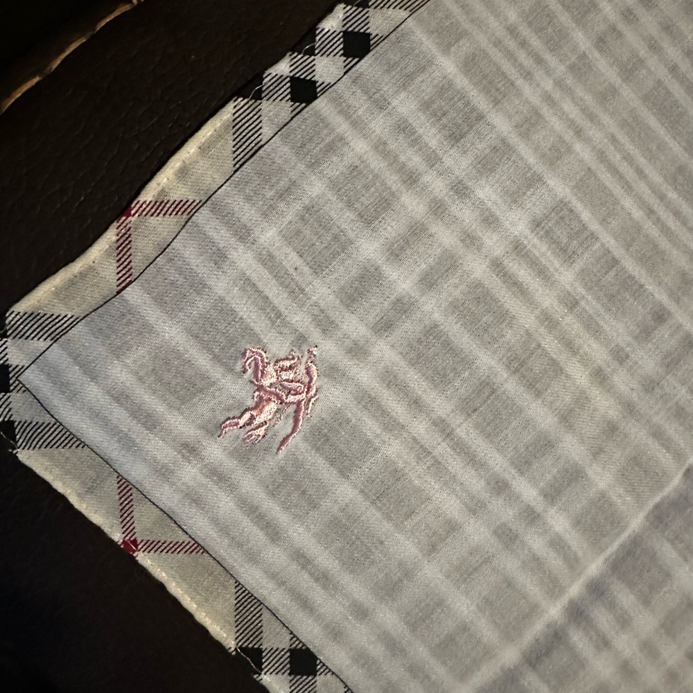 Burberry Beige Nova Check Men's handkerchief/pocket square - Picture 6 of 6